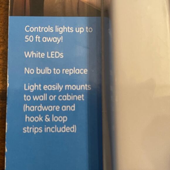 GE Remote Controll Wireless LED Puck Lights (2 Pack) New in Package 00.1=C023 - Picture 7 of 11